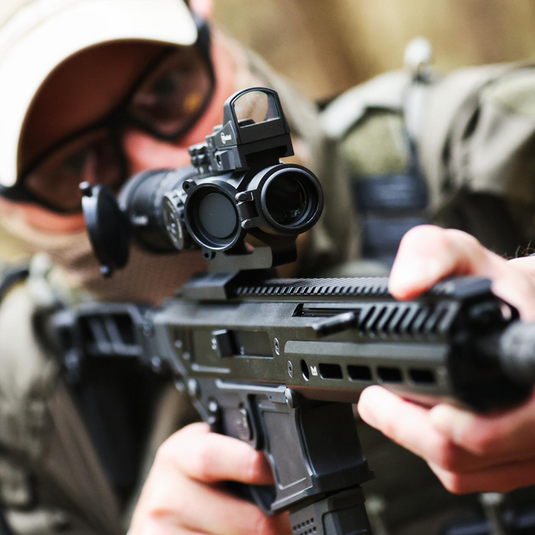 How to Pick the Right Rifle Scope Magnification for Hunting vs. Tactical Use